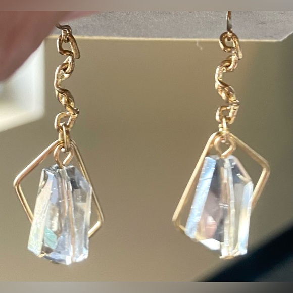 Brand New! Nordstrom Crystal Clear & Gold Contemporary Dangle Earrings - Picture 2 of 4